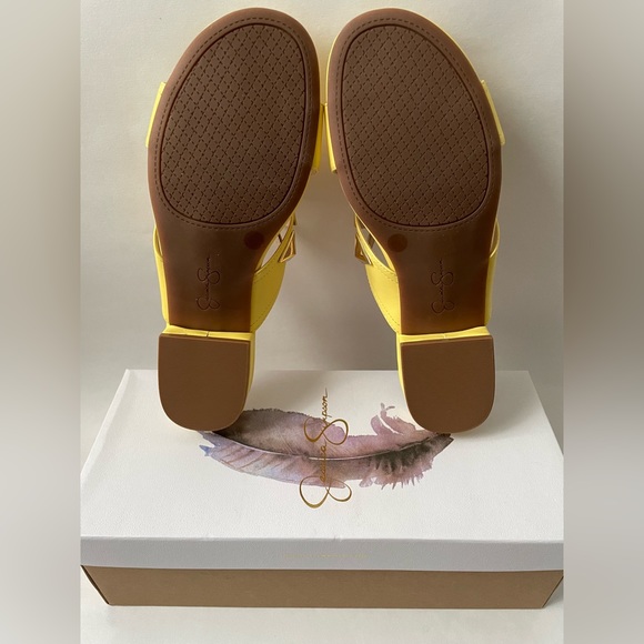 Jessica Simpson Women's Studded Sandal Size:8 (NWT) - Picture 5 of 5